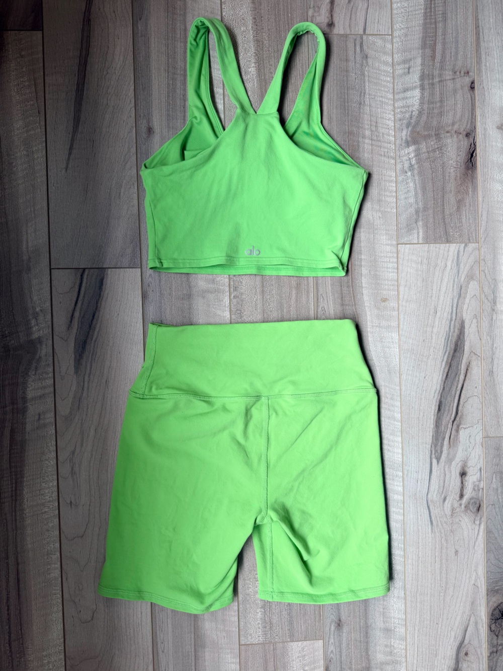 ALO Set - $ 198 - Airbrush Real Bra Tank & Airbrush 7” Biker Shorts - Picture 3 of 9